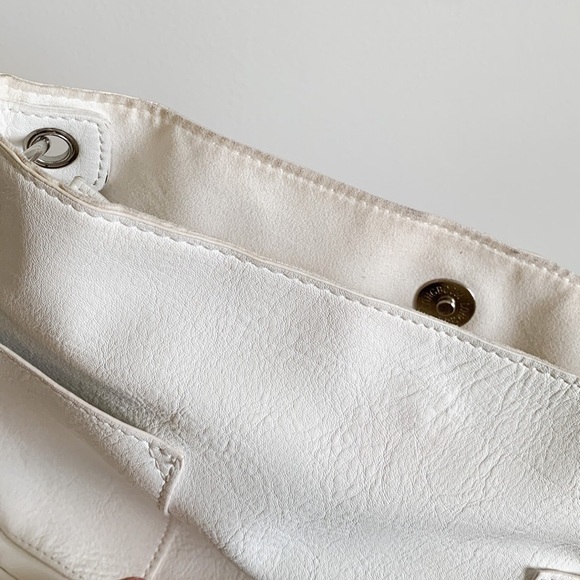 Steve Madden BKOLTT HOBO BAG White Vegan Leather Crossbody Bag - Picture 12 of 16